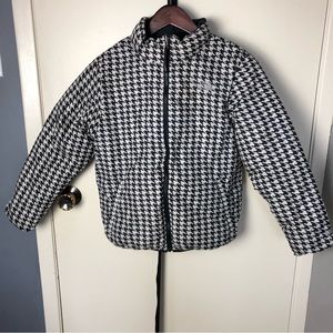 The north face reversible jacket girls size 14/16 550fill